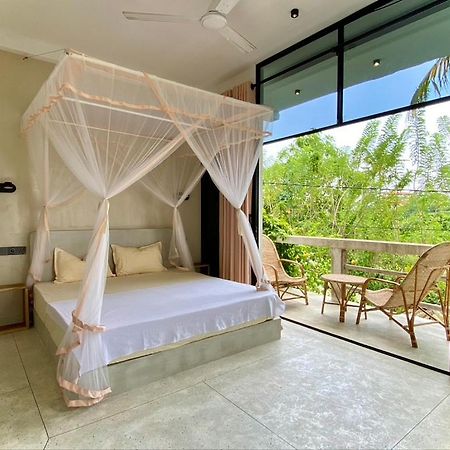 فندق Lotus Surf House ميديغاما إيست المظهر الخارجي الصورة