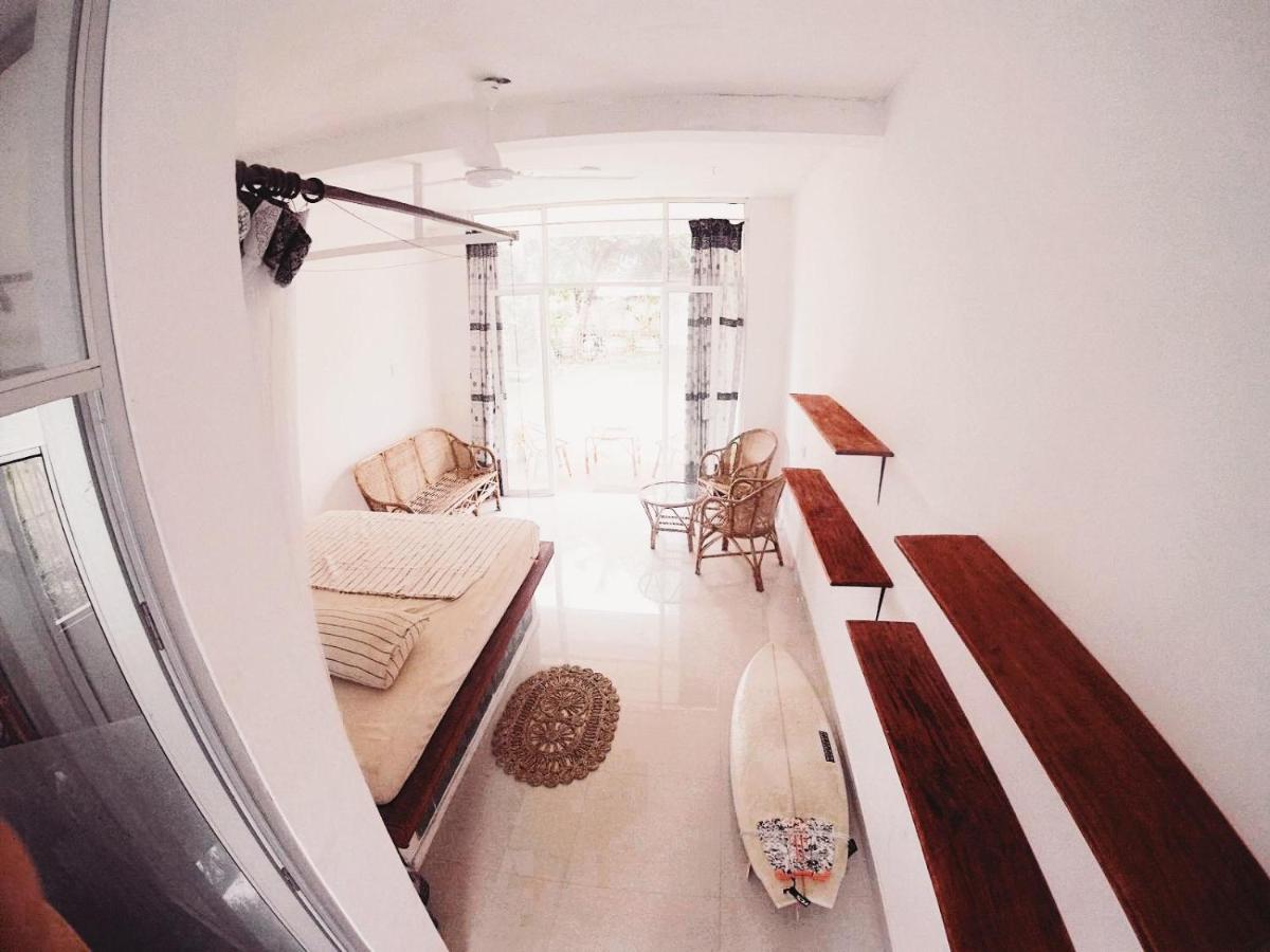 فندق Lotus Surf House ميديغاما إيست الغرفة الصورة