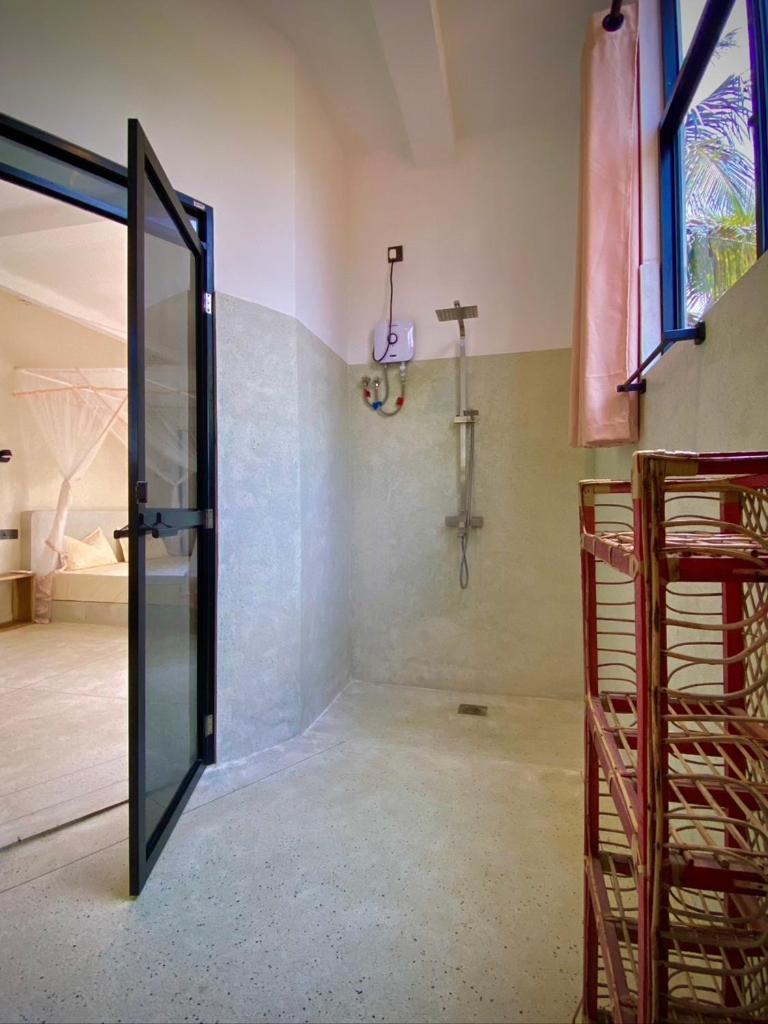 فندق Lotus Surf House ميديغاما إيست المظهر الخارجي الصورة